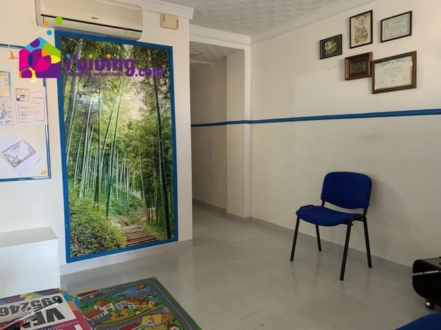 4 makuuhuone Asunto myytävänä paikassa Albox - 90 000 € (Ref: 9500519)