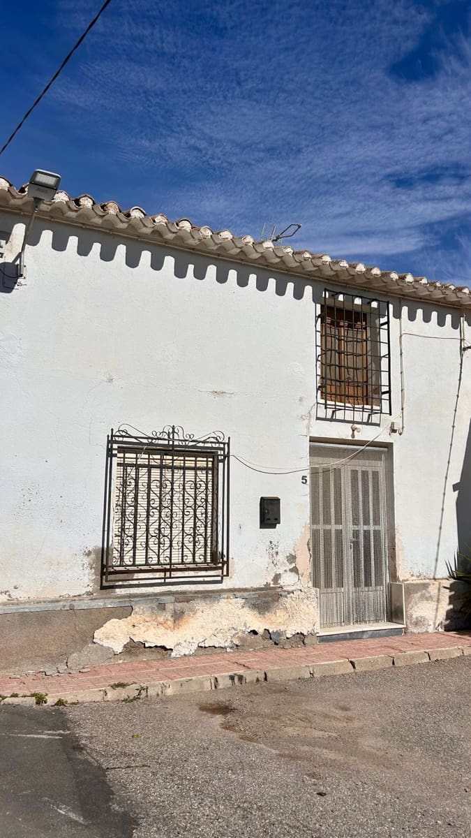 Casa de 3 habitaciones en Llanos de los Olleres en venta - 69.900 € (Ref: 9500523)