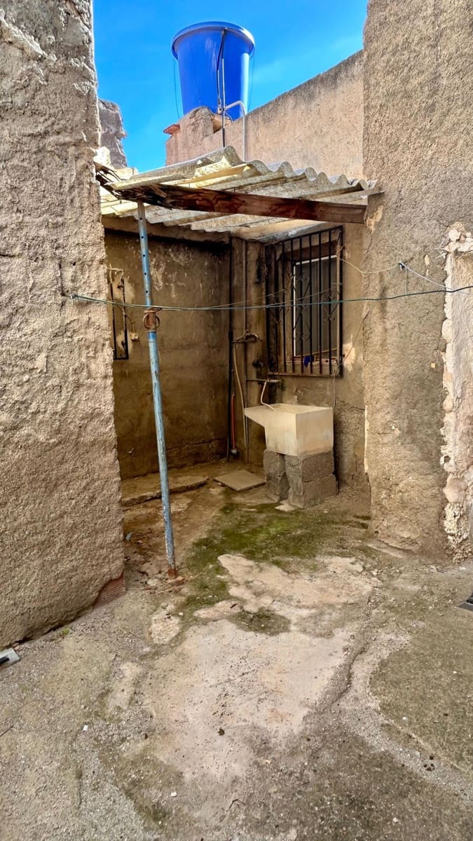 Casa de 3 habitaciones en Llanos de los Olleres en venta - 69.900 € (Ref: 9500523)