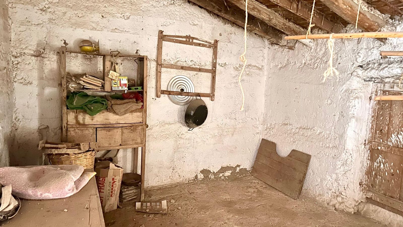 Casa de 3 habitaciones en Llanos de los Olleres en venta - 69.900 € (Ref: 9500523)