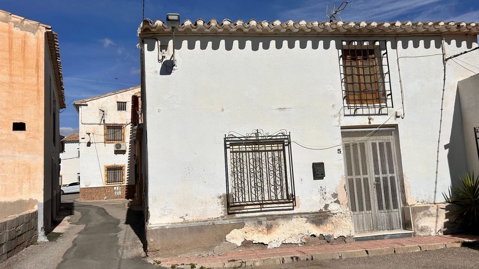 Casa de 3 habitaciones en Llanos de los Olleres en venta - 69.900 € (Ref: 9500523)
