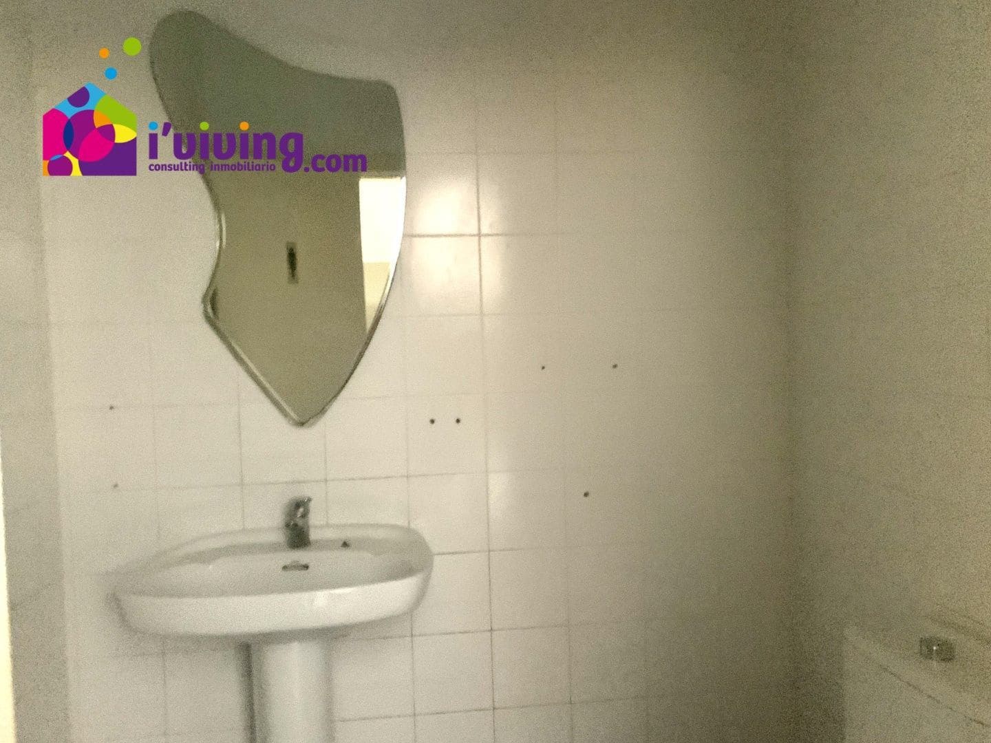 1 quarto Comercial para arrendar em Albox - 1 000 € (Ref: 9500535)