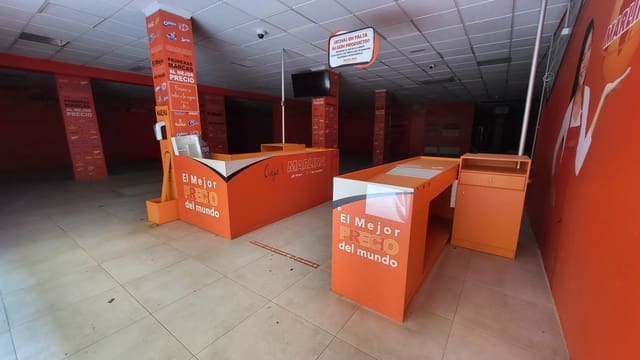 1 quarto Comercial para arrendar em Albox - 2 700 € (Ref: 9500540)