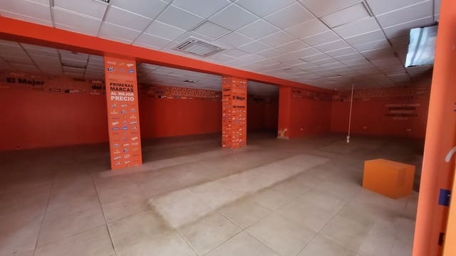 1 quarto Comercial para arrendar em Albox - 2 700 € (Ref: 9500540)