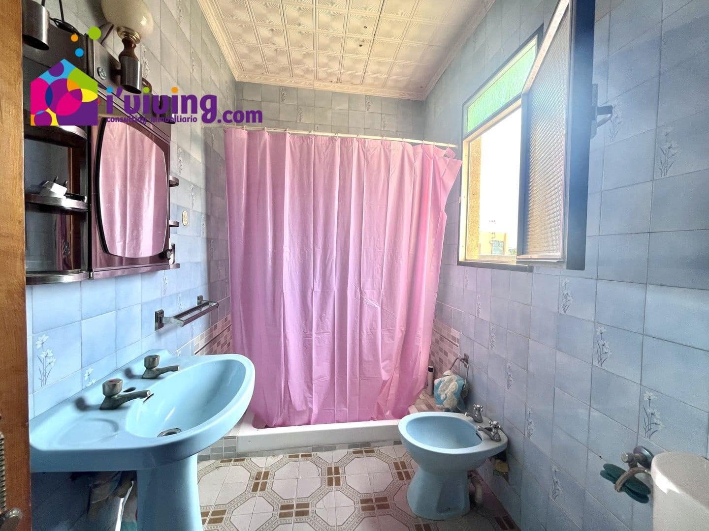 3 bedroom Villa for sale in Albox with garage - € 120,000 (Ref: 9500542)