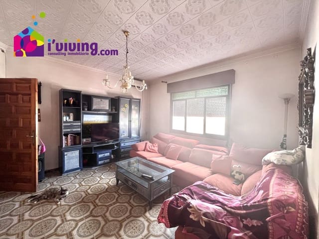 3 bedroom Villa for sale in Albox with garage - € 120,000 (Ref: 9500542)