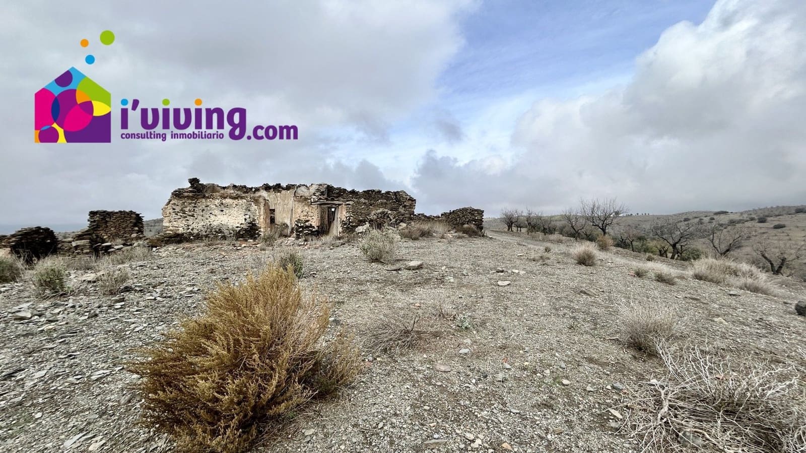 Grunde uden byggetilladelser til salg i Velez-Rubio - € 45.000 (Ref: 9500543)