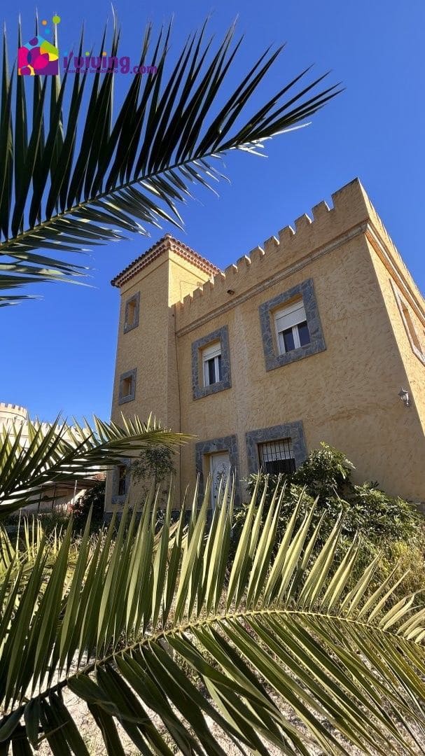 4 bedroom Villa for sale in Almanzora - € 159,900 (Ref: 9500545)