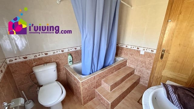 4 bedroom Villa for sale in Almanzora, Cantoria - € 159,900 (Ref: 9500545)