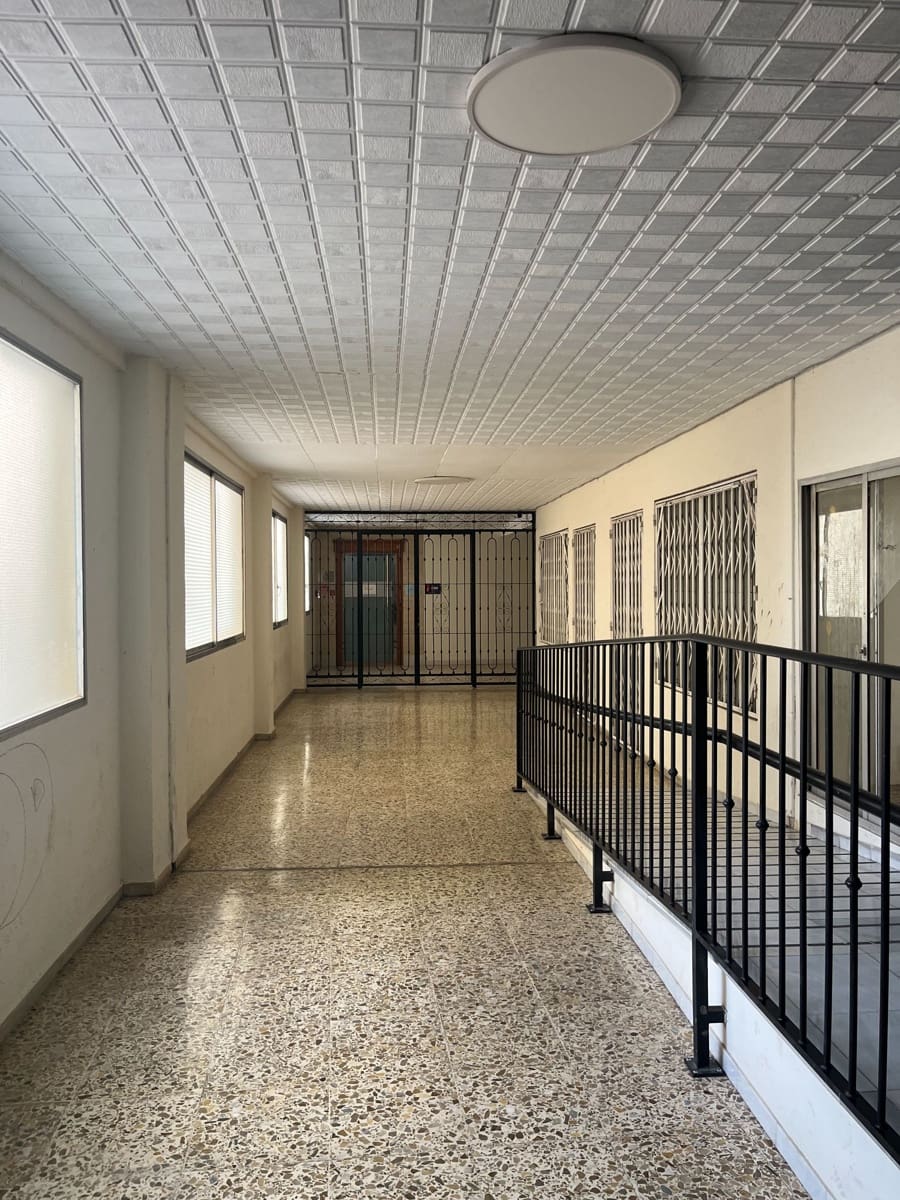 6 quarto Comercial para arrendar em Albox - 800 € (Ref: 9500550)