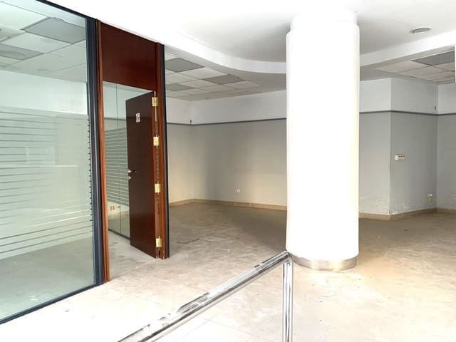 3 quarto Comercial para arrendar em Albox - 700 € (Ref: 9500553)