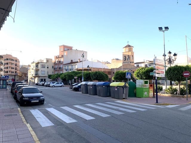 3 quarto Comercial para arrendar em Albox - 700 € (Ref: 9500553)