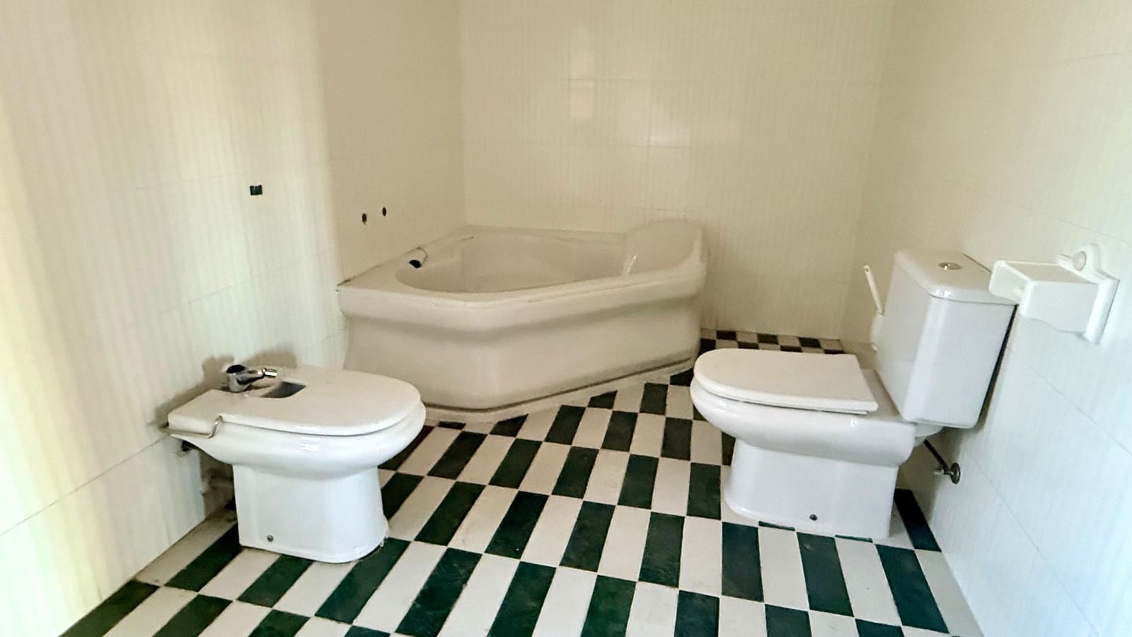 4 makuuhuone Huvila myytävänä paikassa Albox mukana uima-altaan 
autotalli - 220 000 € (Ref: 9500570)