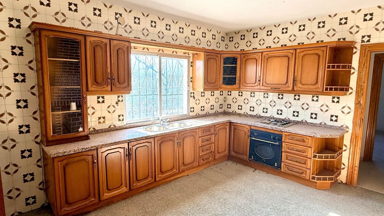 4 makuuhuone Huvila myytävänä paikassa Albox mukana uima-altaan 
autotalli - 220 000 € (Ref: 9500570)