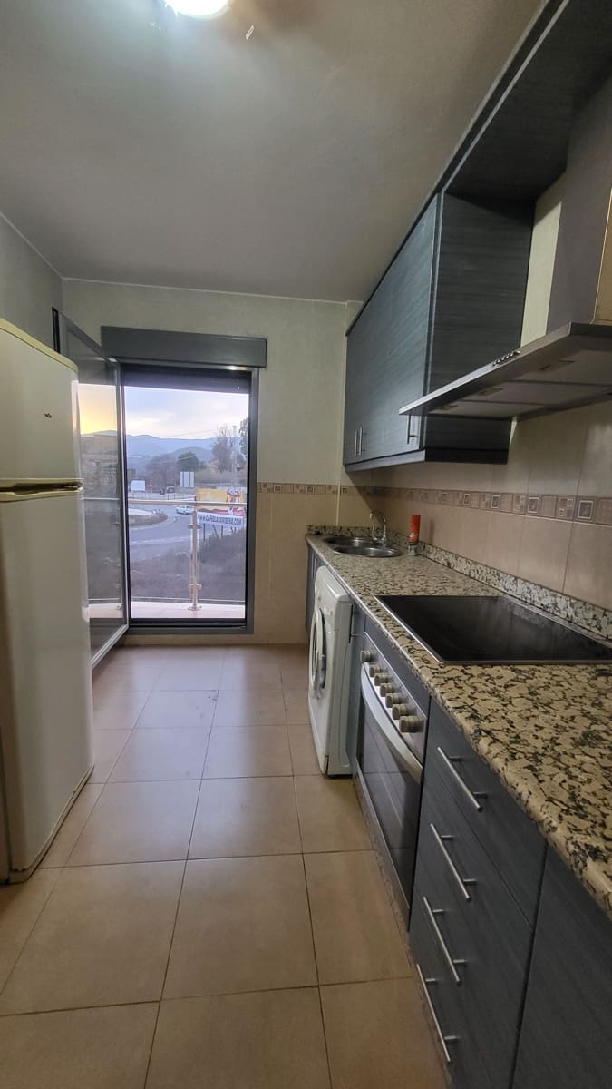 3 makuuhuone Asunto vuokrattavana paikassa Olula del Rio mukana 
autotalli - 550 € (Ref: 9513254)