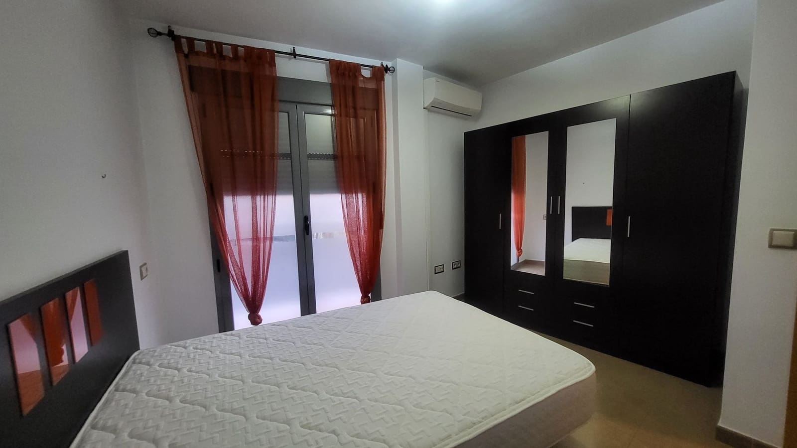 3 makuuhuone Asunto vuokrattavana paikassa Olula del Rio mukana 
autotalli - 550 € (Ref: 9513254)