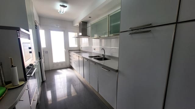 3 sovrum Lägenhet att hyra i Albox - 600 € (Ref: 9518517)