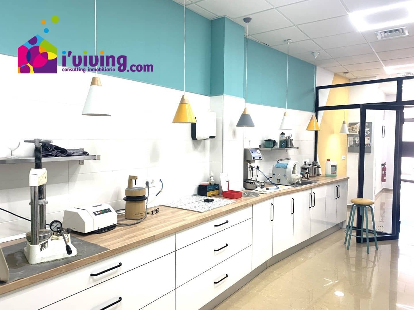 Local Comercial de 4 habitaciones en Albox en alquiler - 500 € (Ref: 9518518)