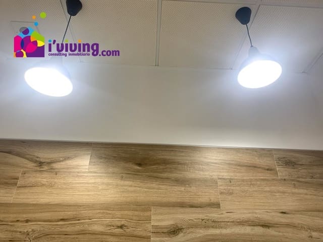 Local Comercial de 4 habitaciones en Albox en alquiler - 500 € (Ref: 9518518)