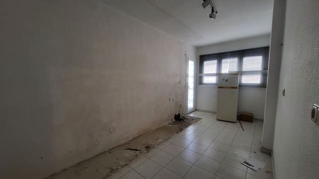 Piso de 2 habitaciones en Albox en venta con garaje - 85.000 € (Ref: 9518519)