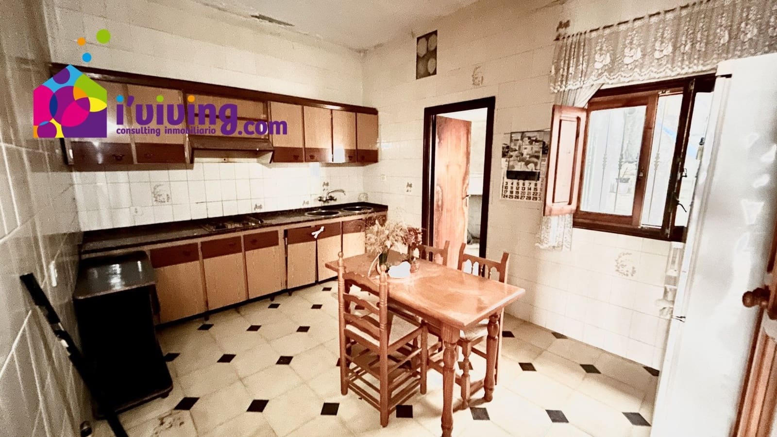 4 bedroom Villa for sale in Fines - € 65,000 (Ref: 9533310)