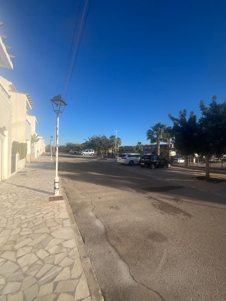 4 soverom Hus til leie i Arboleas med garasje - € 650 (Ref: 9574016)