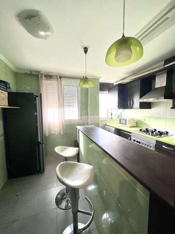 2 slaapkamer Flat te huur in Albox - € 450 (Ref: 9658400)