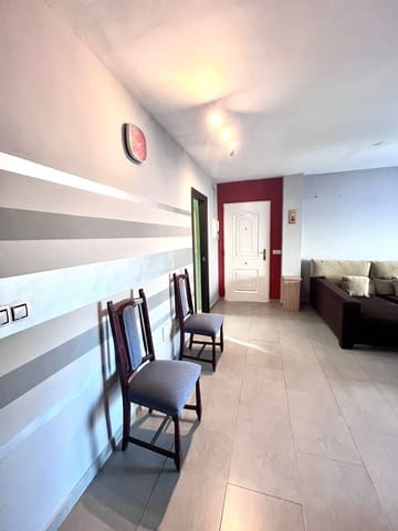 2 slaapkamer Flat te huur in Albox - € 450 (Ref: 9658400)