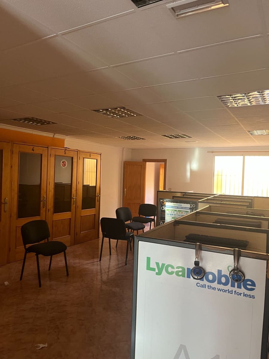 Komercyjne do wynajęcia w Albox - 450 € (Ref: 9719673)