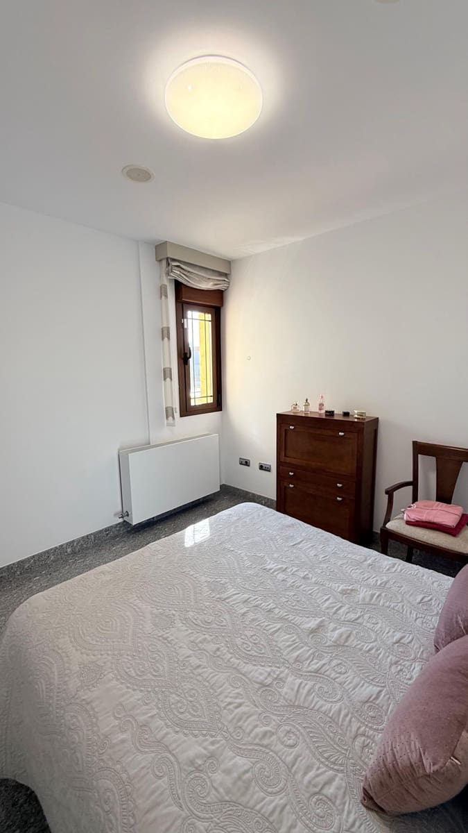 5 bedroom Villa for sale in Olula del Rio with garage - € 299,990 (Ref: 9719674)