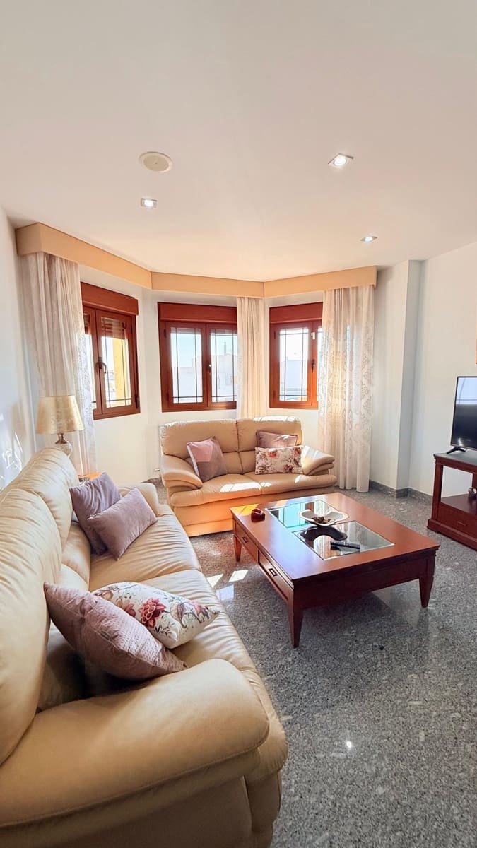 5 bedroom Villa for sale in Olula del Rio with garage - € 299,990 (Ref: 9719674)