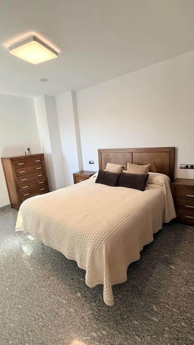 5 bedroom Villa for sale in Olula del Rio with garage - € 299,990 (Ref: 9719674)