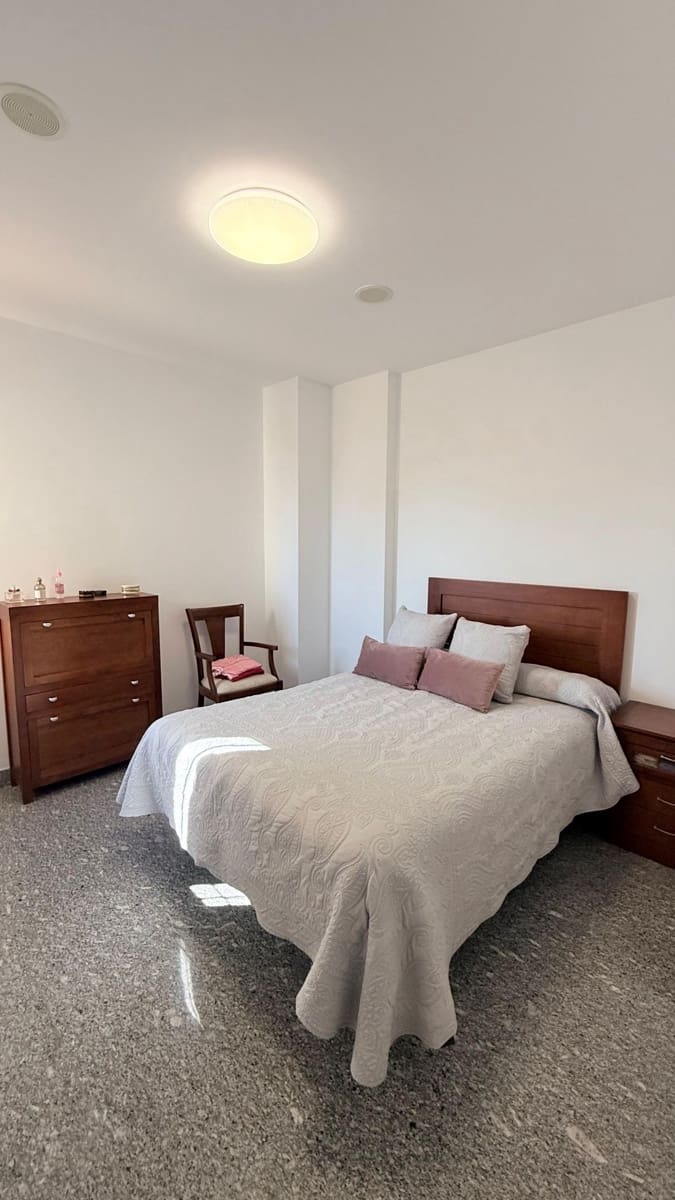 5 bedroom Villa for sale in Olula del Rio with garage - € 299,990 (Ref: 9719674)