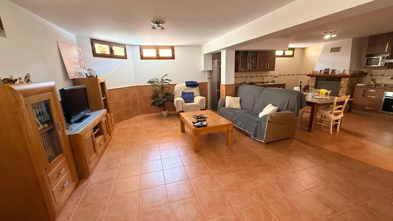 5 bedroom Villa for sale in Olula del Rio with garage - € 299,990 (Ref: 9719674)