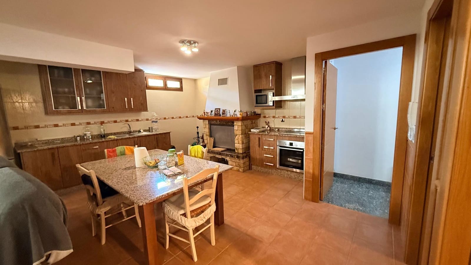 5 bedroom Villa for sale in Olula del Rio with garage - € 299,990 (Ref: 9719674)