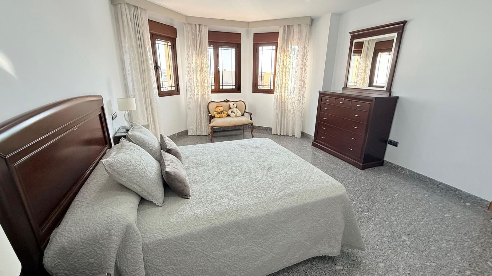 5 bedroom Villa for sale in Olula del Rio with garage - € 299,990 (Ref: 9719674)