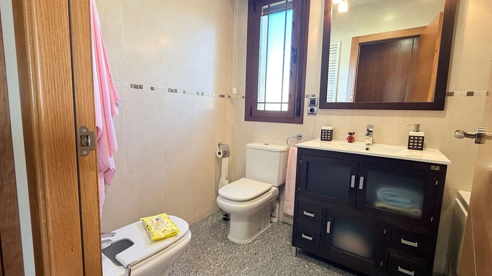 5 bedroom Villa for sale in Olula del Rio with garage - € 299,990 (Ref: 9719674)