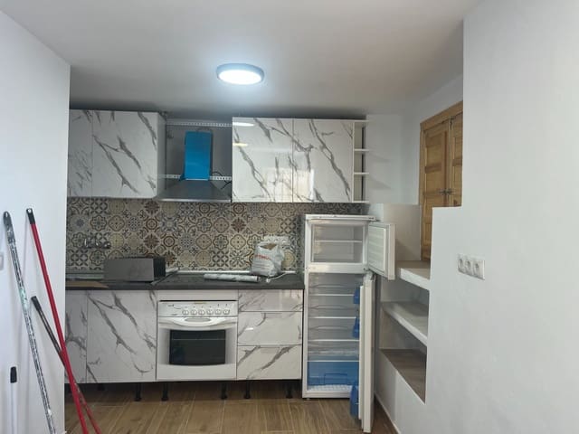 Finca/Casa Rural de 2 habitaciones en Albox en alquiler con garaje - 650 € (Ref: 9719675)