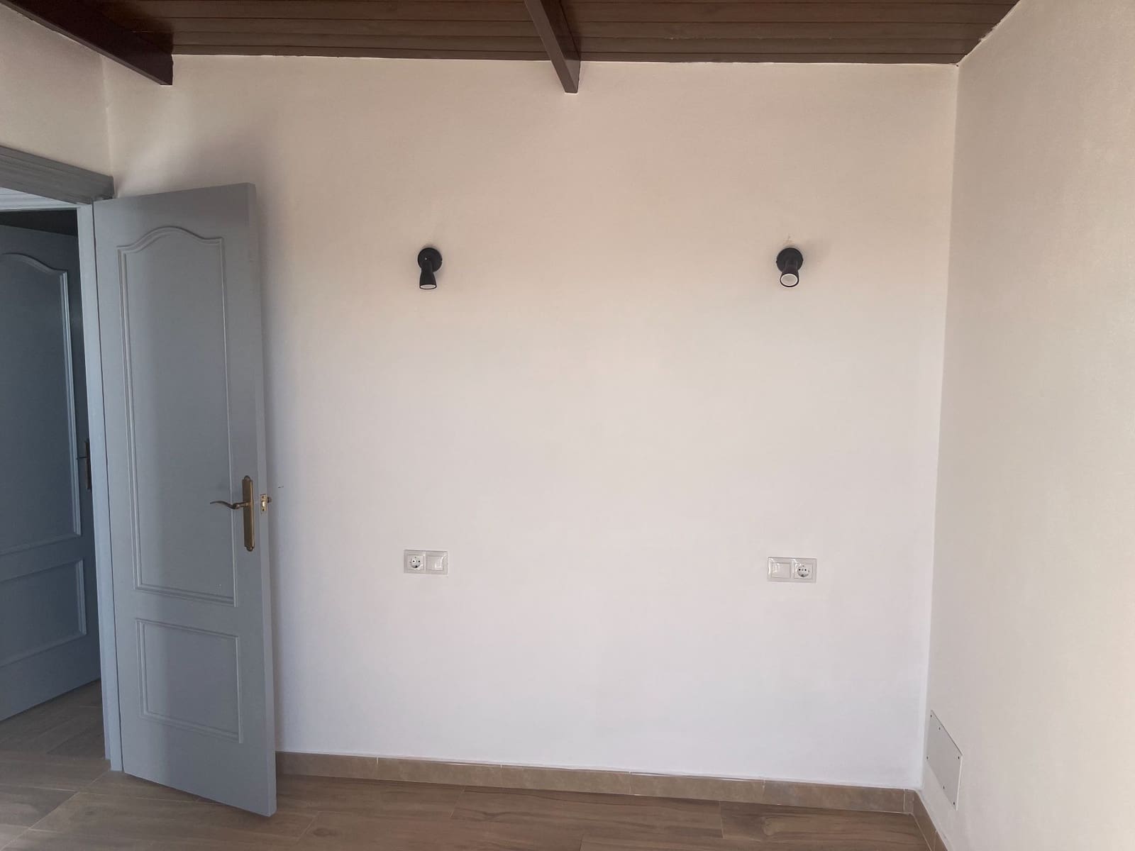 2 bedroom Finca/Country House for rent in Albox with garage - € 650 (Ref: 9719675)