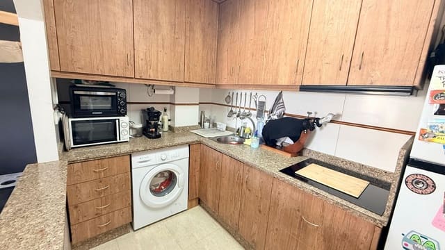 Ático de 2 habitaciones en Fines en venta - 71.900 € (Ref: 9721373)