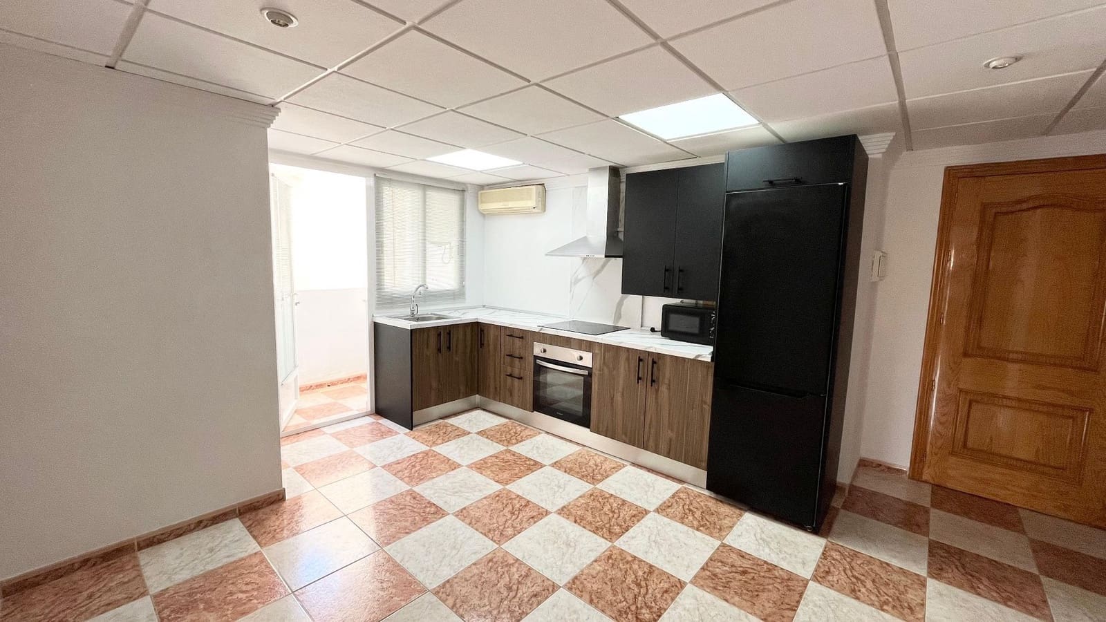 3 bedroom Flat for rent in Albox - € 500 (Ref: 9721374)