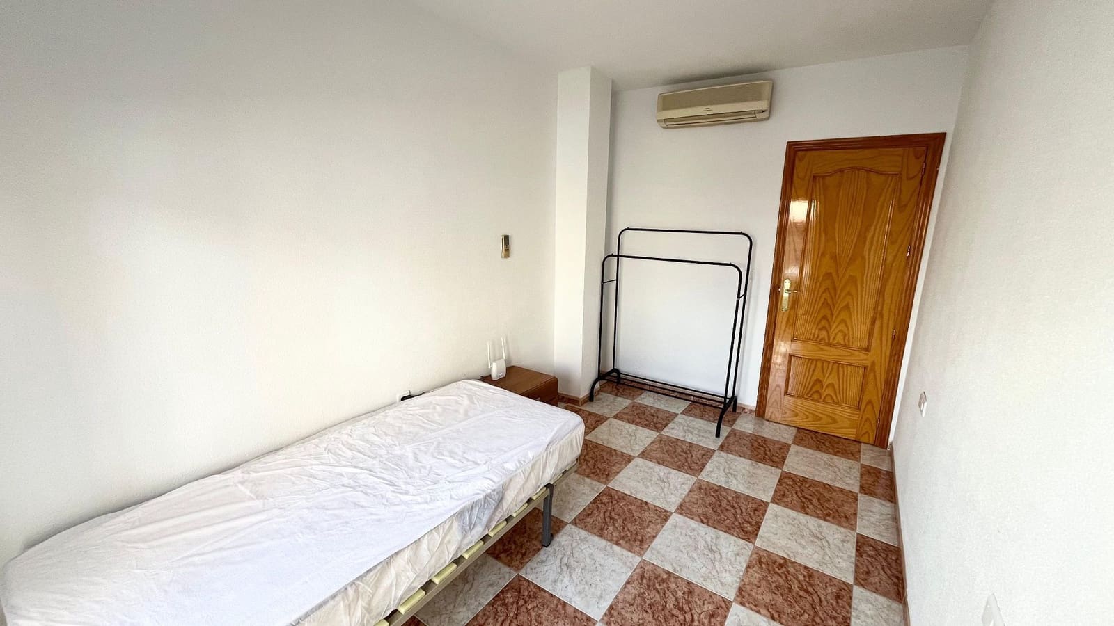 3 bedroom Flat for rent in Albox - € 500 (Ref: 9721374)