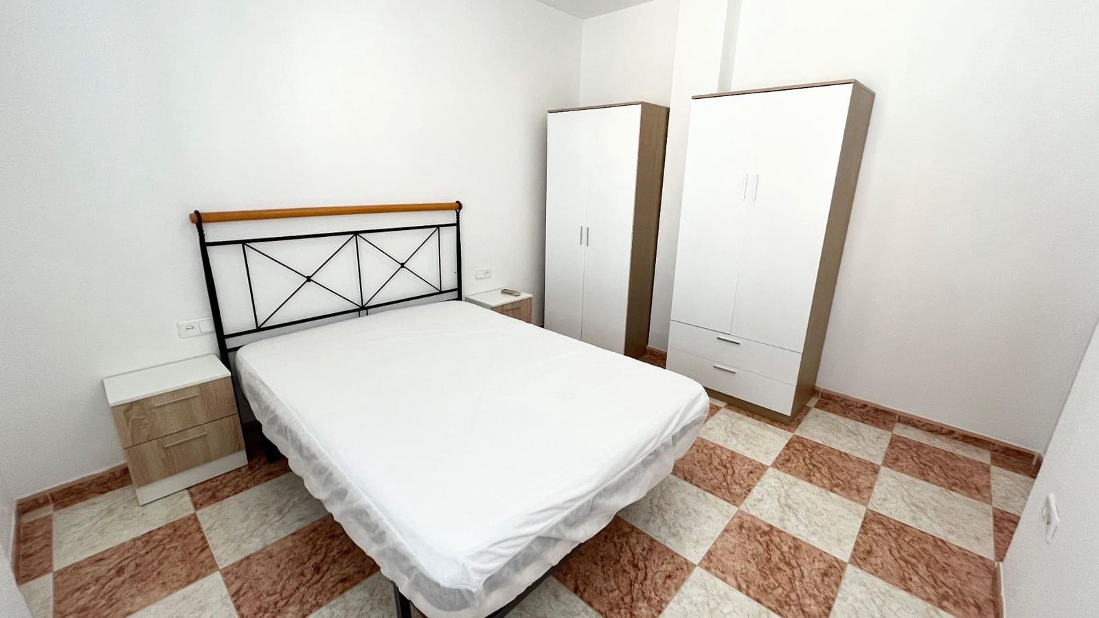 3 bedroom Flat for rent in Albox - € 500 (Ref: 9721374)