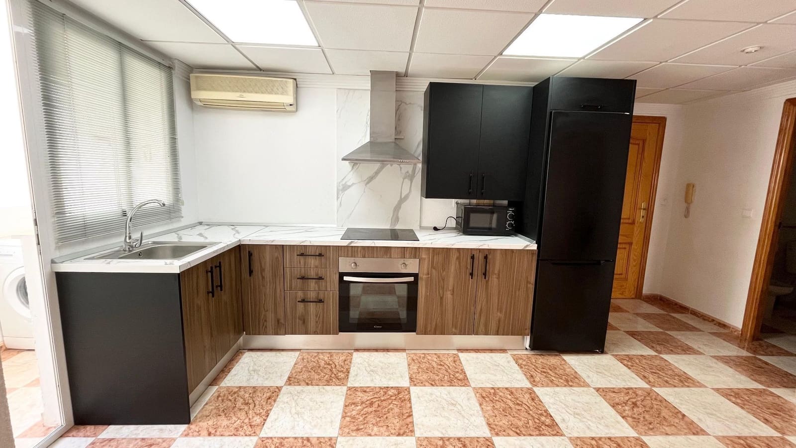 3 bedroom Flat for rent in Albox - € 500 (Ref: 9721374)