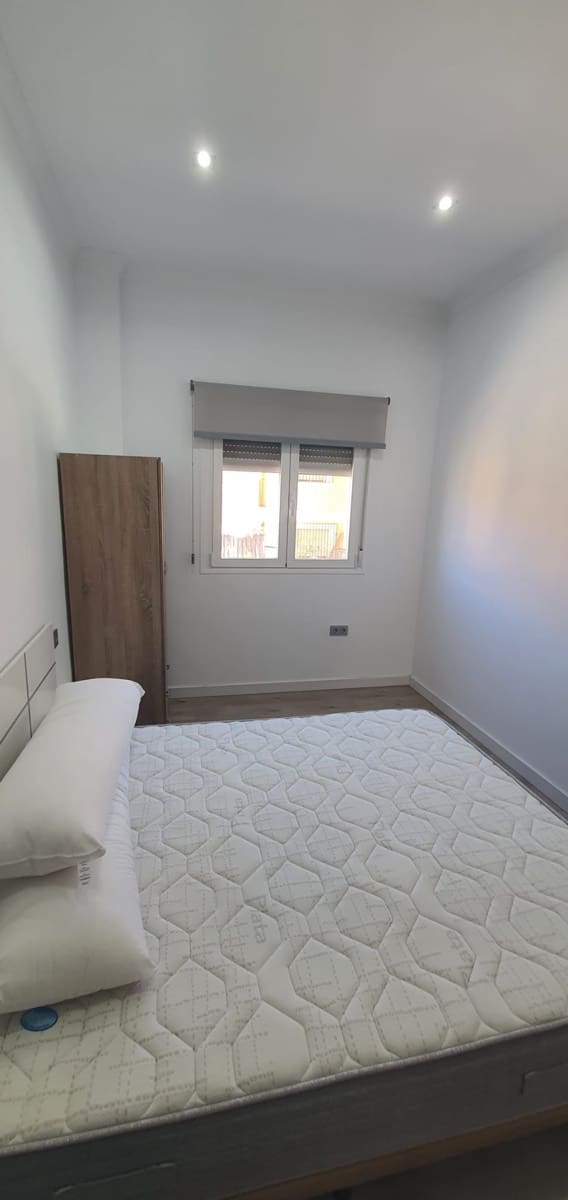 2 bedroom Flat for rent in Macael - € 500 (Ref: 9735242)