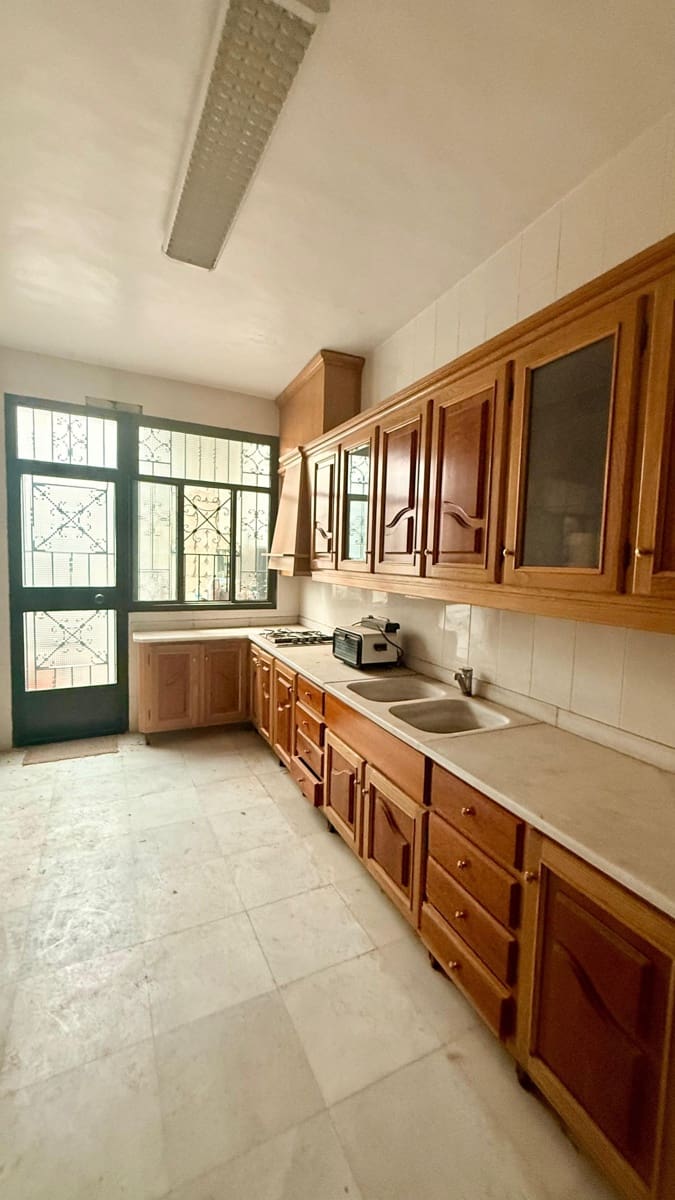 6 bedroom Townhouse for sale in Macael - € 79,900 (Ref: 9770325)