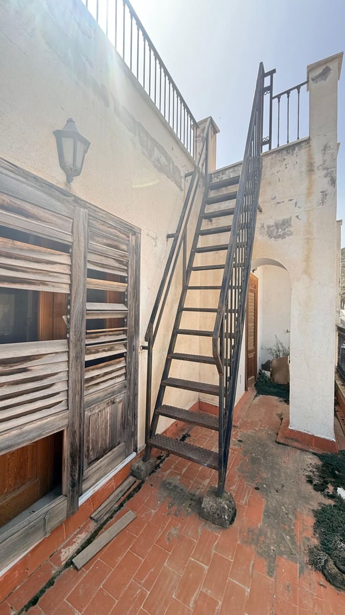 6 bedroom Townhouse for sale in Macael - € 79,900 (Ref: 9770325)