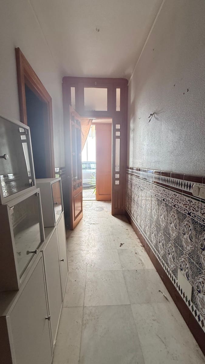 6 bedroom Townhouse for sale in Macael - € 79,900 (Ref: 9770325)