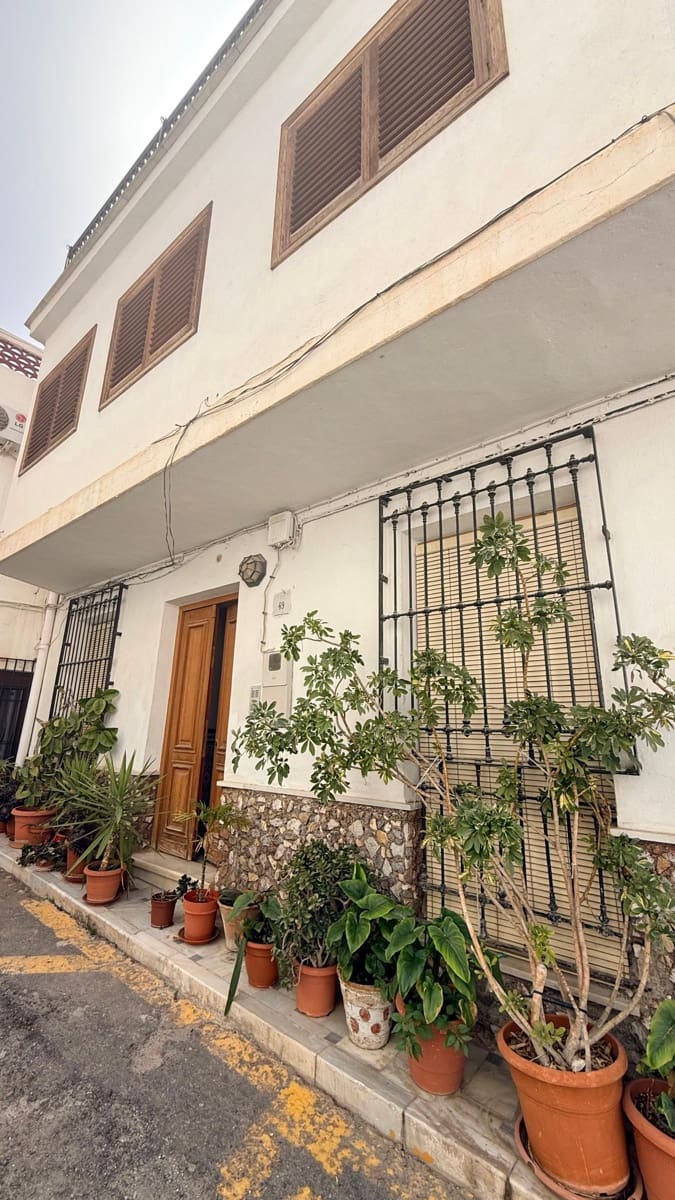 6 bedroom Townhouse for sale in Macael - € 79,900 (Ref: 9770325)