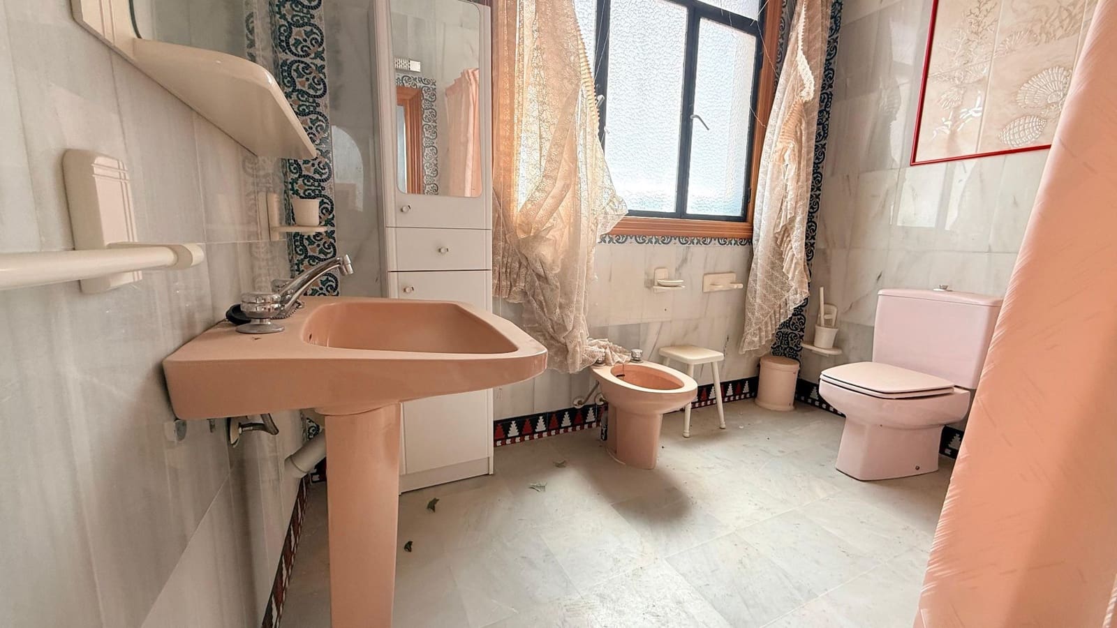 6 bedroom Townhouse for sale in Macael - € 79,900 (Ref: 9770325)